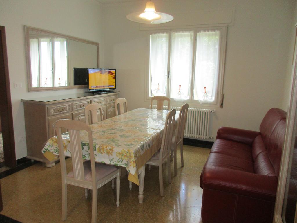 Casa Roman Italia, Center ساتْشيلي المظهر الخارجي الصورة