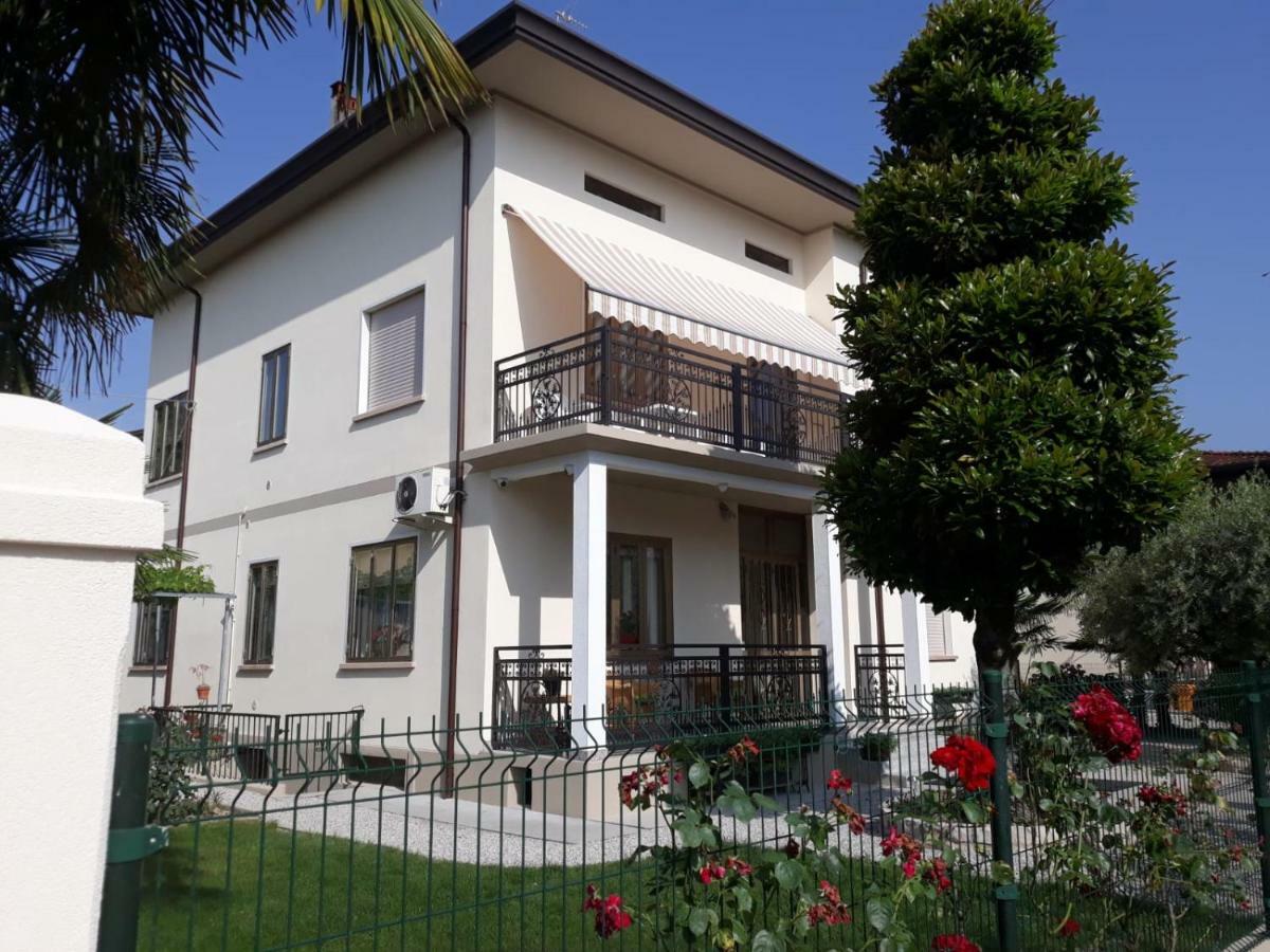 Casa Roman Italia, Center ساتْشيلي المظهر الخارجي الصورة